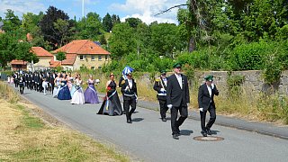 In Willebadessen werden die beiden Königspaare mit viel Beifall gefeiert.