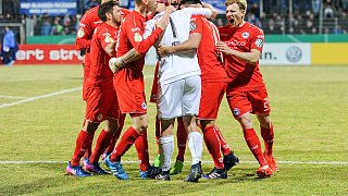 Arminia gewinnt nach Elfmeterschießen gegen Walldorf Astoria