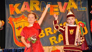 Brakel: Carsten Reineke und Anna Tölle als Kinderprinzenpaar in Brakel feierlich proklamiert