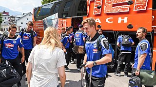 Sommertrainingslager in Lienz: Ankunft der Arminen