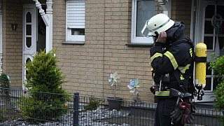 Feuerwehr rückt zu Saunabrand aus