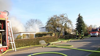 Mehrere Garagen in Eichholz niedergebrannt