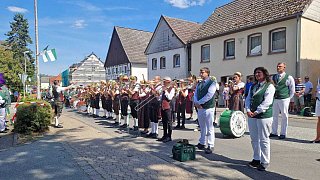 Die erste Schützenkönigin in Ovenhausen