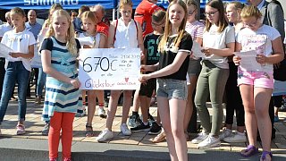 Bad Driburg: Etappenankunft der Glückstour