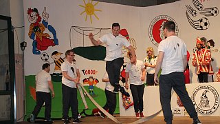 Ganz Peckelsheim feiert mit 