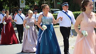 Warburg: Festumzug der Daseburger Schützen