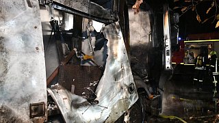 Feuerwehr löscht Lkw-Brand in Herzebrock-Clarholz