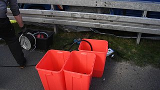 Lkw-Unfall blockiert A33 bei Steinhagen