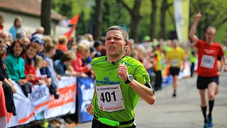 Hermannslauf 2015: Fotos vom Ziel an der Sparrenburg