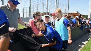 Paderborn: Trainingsuaftakt des SCP