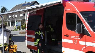 Feuerwehr löscht Dachstuhlbrand in Werther