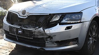 Drei Verletzte bei Unfall auf der Kahlertstraße in Gütersloh