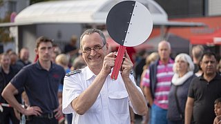 Hunderte starten beim 32. Bielefelder Feuerwehrlauf in Sieker