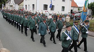 Borgentreich: Umzug zum Jubiläumsschützenfest