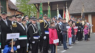 Warburg: Die Warburger Schützen und Regenten feiern beim Stadtschützenfest in Calenberg ihr Stadtschützenkönigspaar Rainer und Bärbel Schnückel