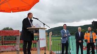 Beverungen: Eröffnung der Weserbrücke und Protestkorso