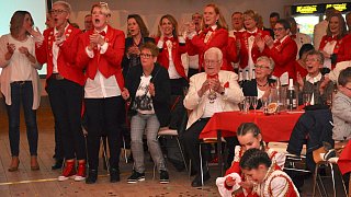 Bad Driburg: Sessionsstart der Karnevalsgesellschaft Rot-Weiße-Garde
