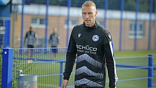 Das erste Arminia-Training mit Neuzugang Mike van der Hoorn