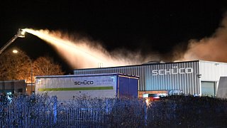 Borgholzhausen: Großbrand bei Schüco