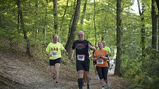 Hunderte starten beim 32. Bielefelder Feuerwehrlauf in Sieker