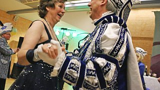 Beverungen: Carnevalsverein Weserbrücke Beverungen feiert Eröffnungsball