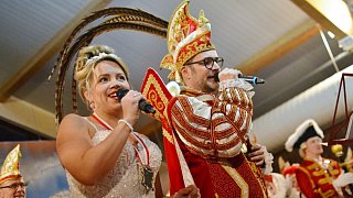 Bad Driburg: Kostümsitzung der Karnevalsgesellschaft Rot-Weiße Garde