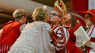 Bad Driburg: Kostümsitzung der Karnevalsgesellschaft Rot-Weiße Garde