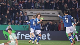 Arminia Bielefeld schlägt Werder Bremen 2:1.
