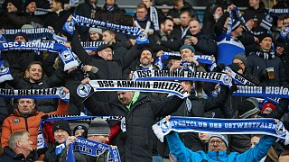 Arminia schlägt Erzgebirge Aue 2:1.