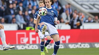 Arminia Bielefeld schlägt Wehen Wiesbaden 4:2.