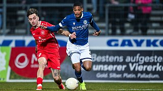 Arminia schlägt Siegen mit 1:0.