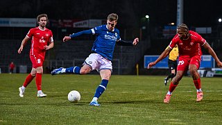 Arminia schlägt Siegen mit 1:0.
