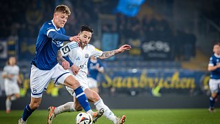 Arminia schlägt Saarbrücken 3:1.