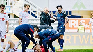 SC Paderborn gegen 1. FC Köln - Impressionen vom Spiel