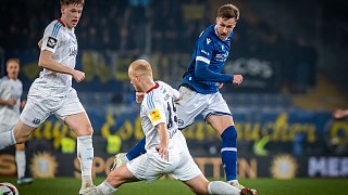 Arminia schlägt Saarbrücken 3:1.