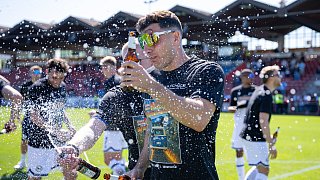 Arminia ist Tabellenführer
