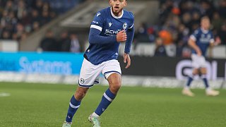 Arminia Bielefeld schlägt Viktoria Köln 2:0.