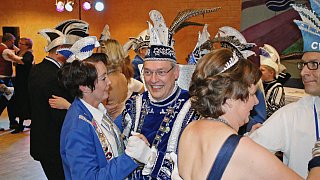 Beverungen: Carnevalsverein Weserbrücke Beverungen feiert Eröffnungsball