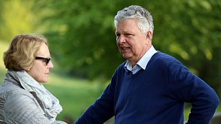 Gütersloh: Gütersloher feiern am 1. Mai - unter den Augen der Polizei