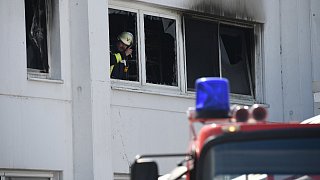 Feuerwehr muss bei Kleinemas in Verl letzte Glutnester löschen