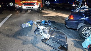 Gütersloh: Polnischer Autofahrer bei Unfall auf der A2 lebensgefährlich verletzt