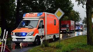 Rietberg: Schwerer Auffahrunfall auf der Bokeler Straße