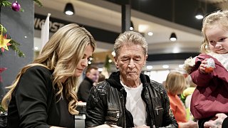 Peter Maffay und Hendrikje Balsmeyer im Marktkauf Bielefeld-Oldentrup