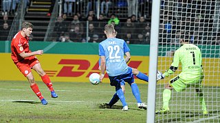 Arminia gewinnt nach Elfmeterschießen gegen Walldorf Astoria
