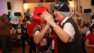 Schloß Holte-Stukenbrock: Frauen feiern Karneval in Sende