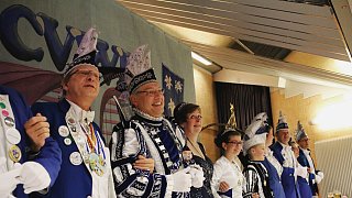Beverungen: Carnevalsverein Weserbrücke Beverungen feiert Eröffnungsball