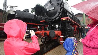 Altenbeken: Vivat Viadukt lockt Eisenbahnfans in die Eggegemeinde