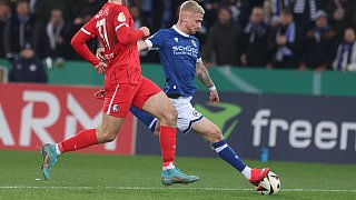Arminia schlägt Freiburg 3:1.