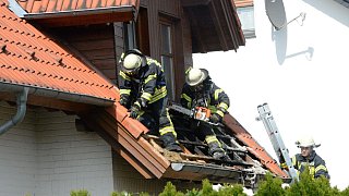 Schloß Holte-Stukenbrock: Feuerwehreinsatz am Meisenweg