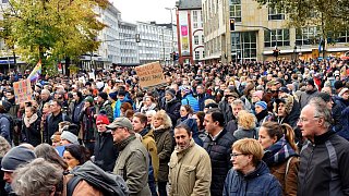 Bielefeld: 14.000 Demonstranten pfeifen Neonazis aus der Stadt